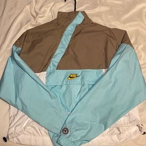 Nike cropped pullover